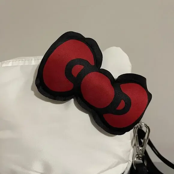 Lesportsac Hello Kitty Shape Dome Crossbody NWT - Picture 3 of 5
